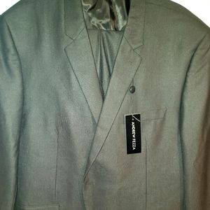 New with tags Andrew Fezza Men's  2 pc Suit